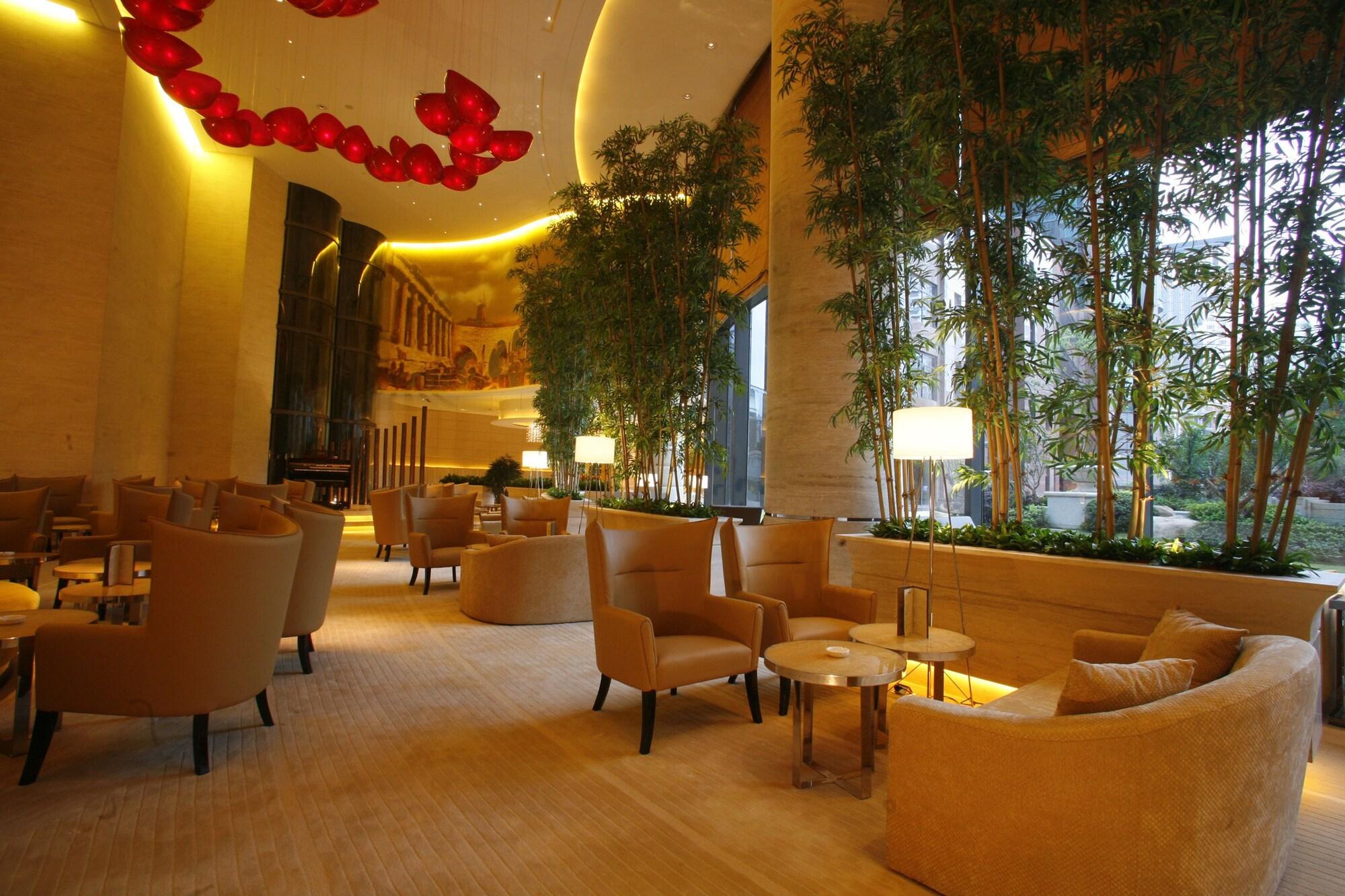 Hilton Shanghai City Center -Steps From Iconic Landmarks Wukang Mansion And Jing'An Temple Exterior photo