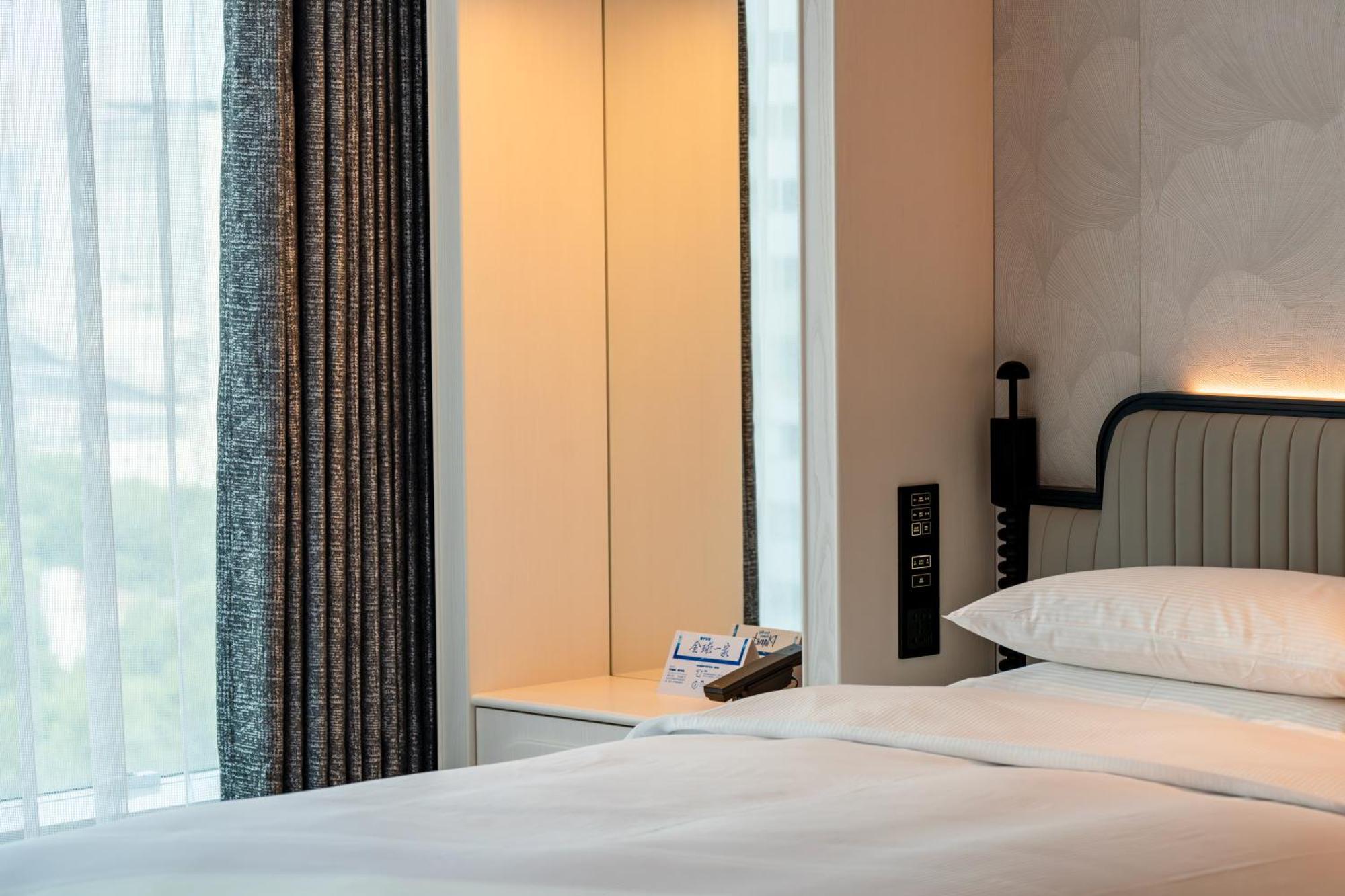 Hilton Shanghai City Center -Steps From Iconic Landmarks Wukang Mansion And Jing'An Temple Exterior photo